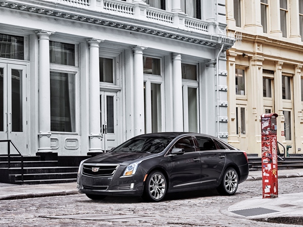 01 2017 Cadillac XTS