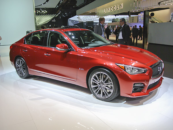 01 2017 Infiniti Q50