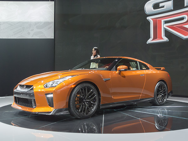 01 2017 Nissan GT R