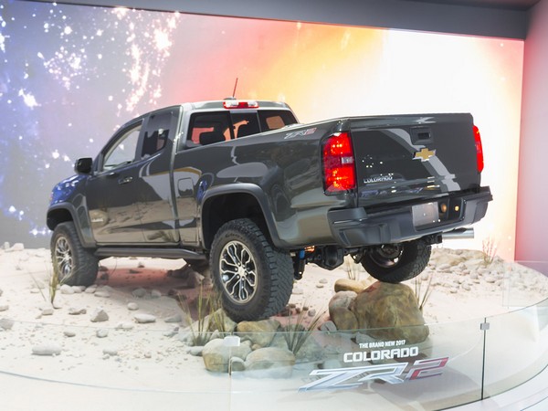01 2017 Chevrolet Colorado Zr2 La