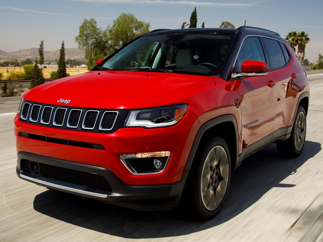 01 2017 Jeep Compass Comparo