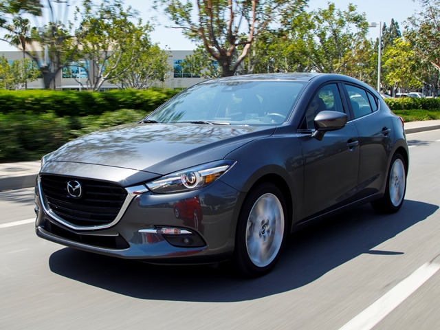 01 2017 Mazda Mazda3 Hatch Comparo