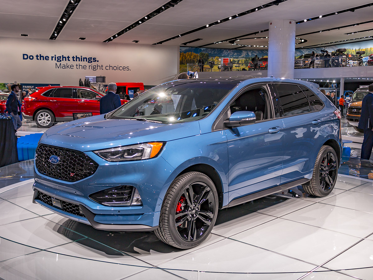 01 2018 Ford Edge ST NAIAS KBB
