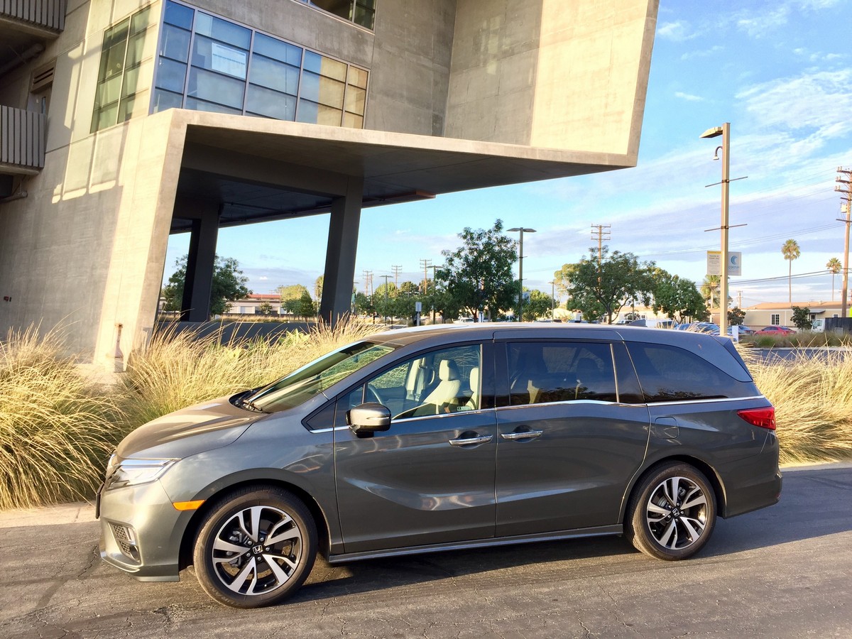 01 2018 Honda Odyssey L T Update 6