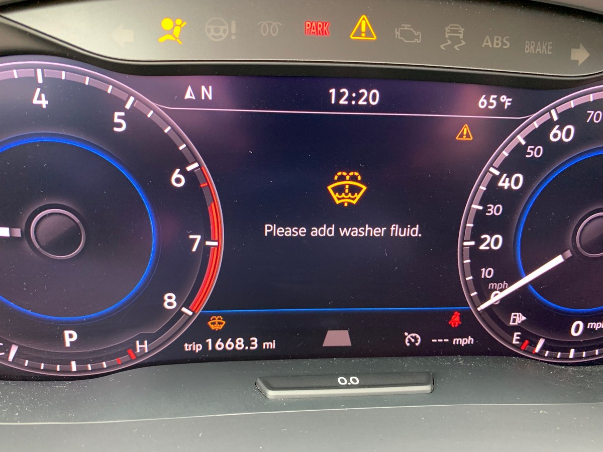 01 2018 Volkswagen Atlas Wiperfluid