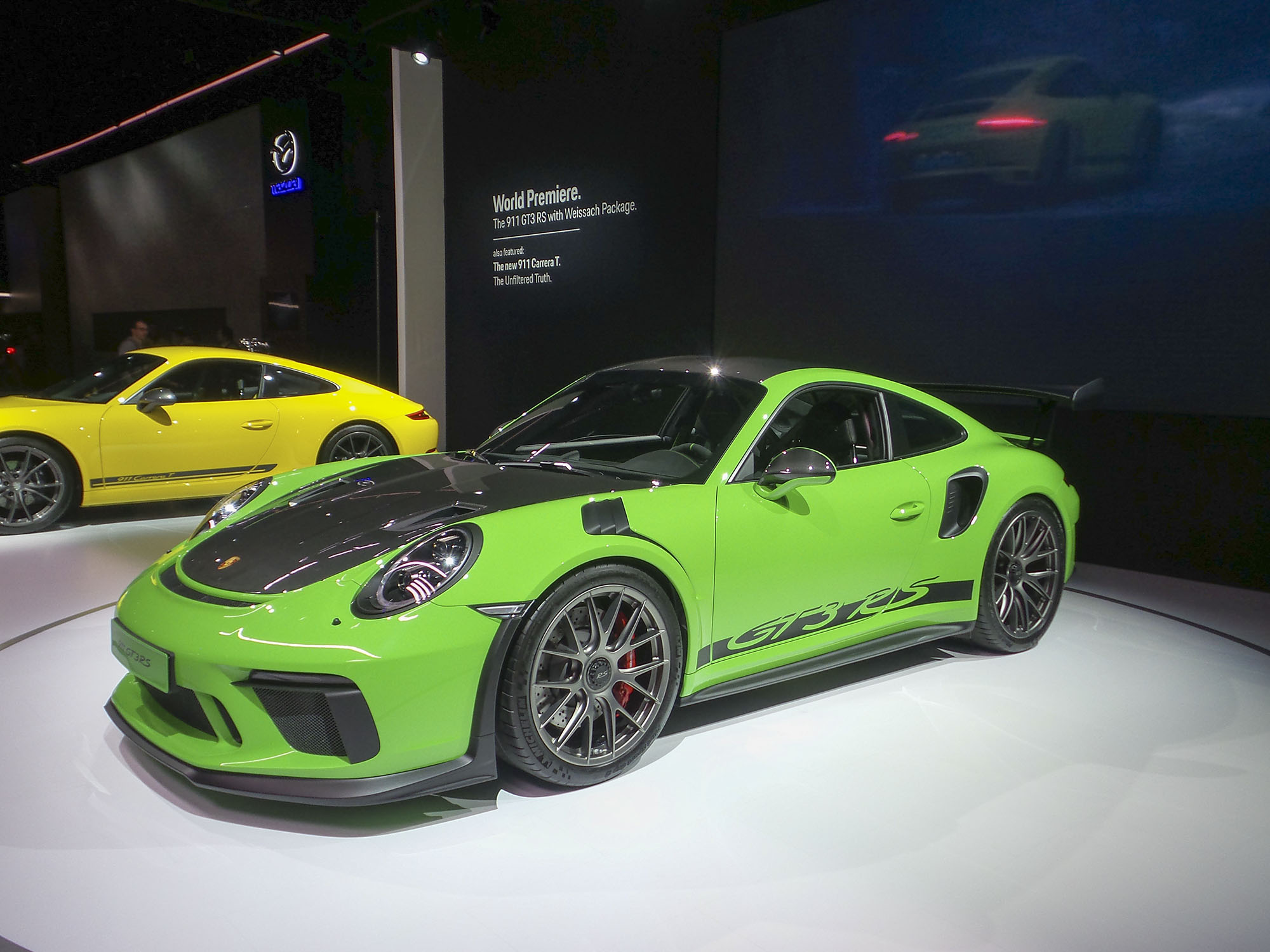 01 2019 Porsche GT3 Weissach NYIAS KBB