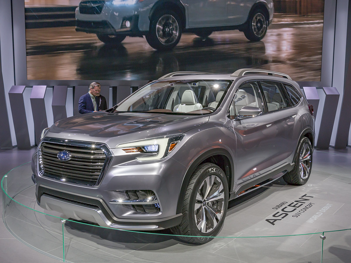 01 Subaru Ascent Concept NYIAS KBB