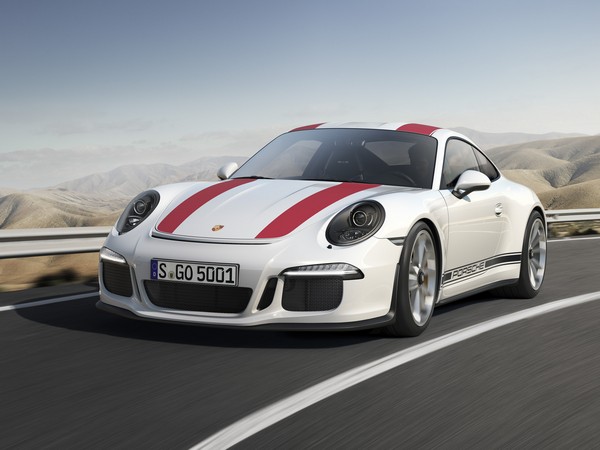 02 2016 Porsche 911 R