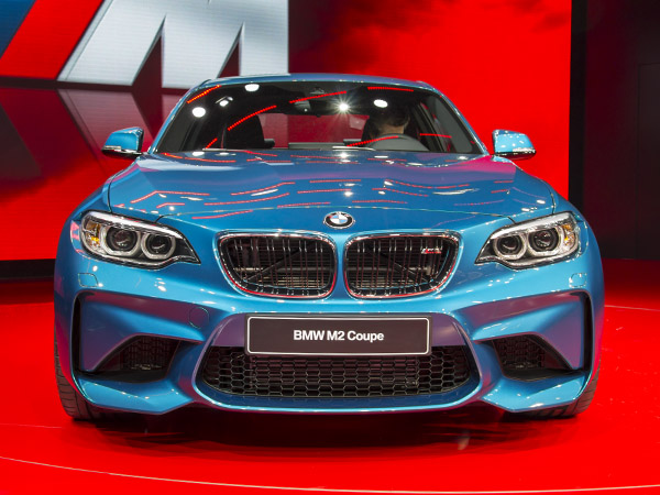 02 2017 BMW M2