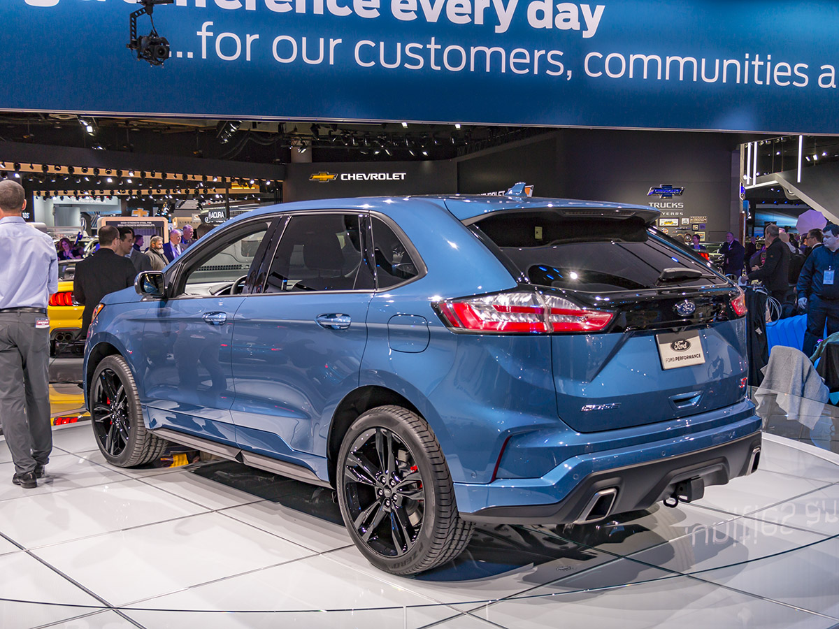 02 2018 Ford Edge ST NAIAS KBB