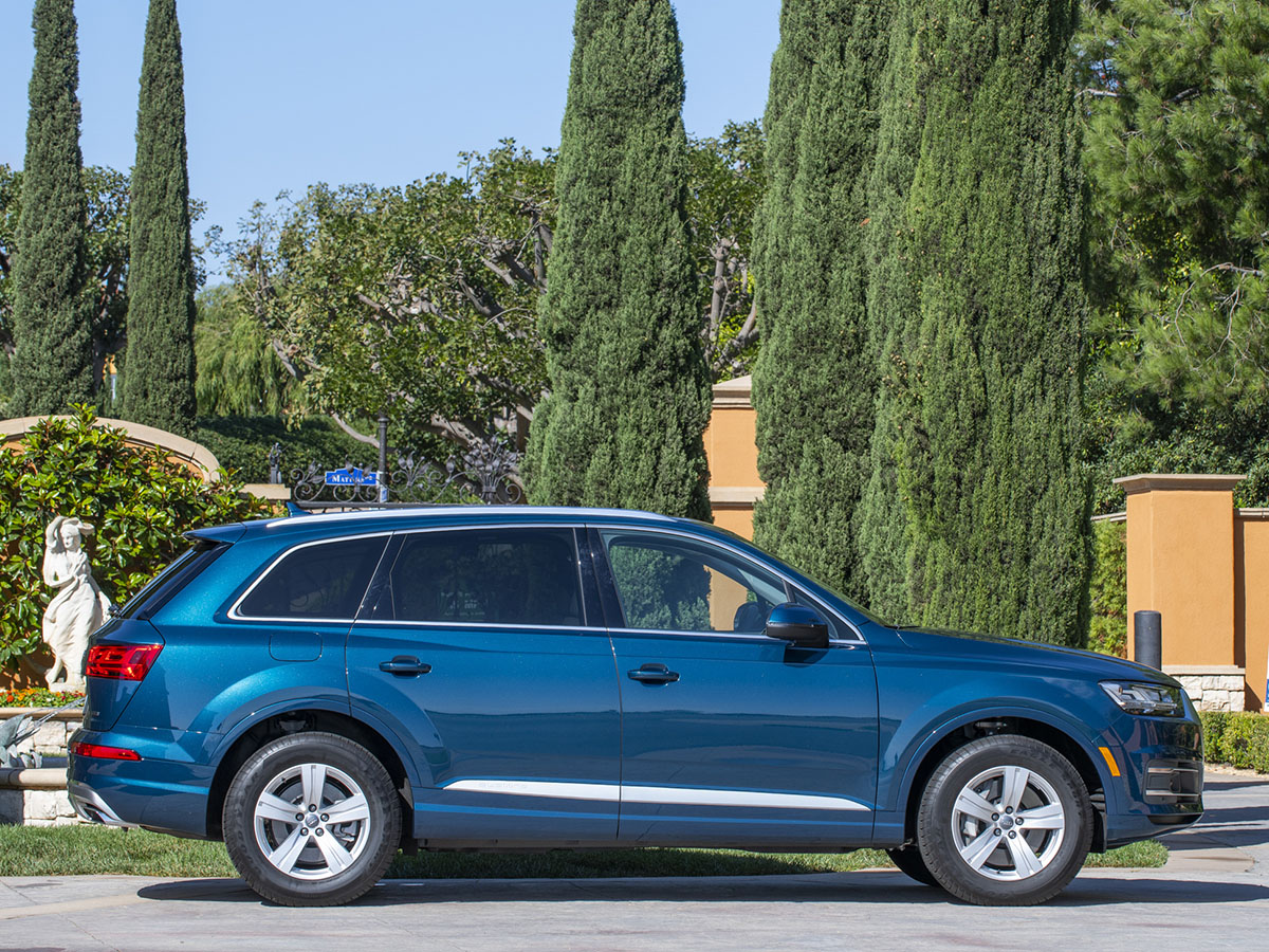 02 2018 Audi Q7 Bb