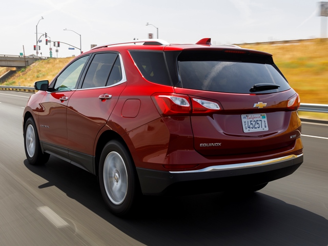 02 2018 Chevrolet Equinox Comparo