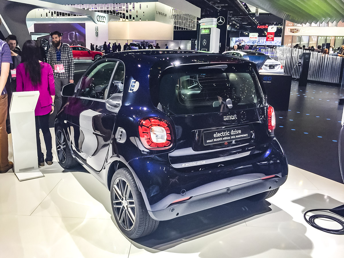 02 2019 Smart Electric Drive NAIAS KBB