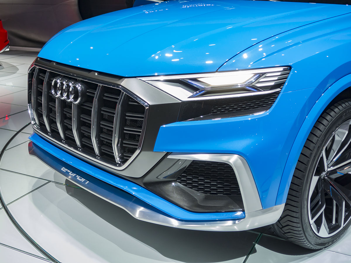 02 Audi Q8 Concept Detroit KBB