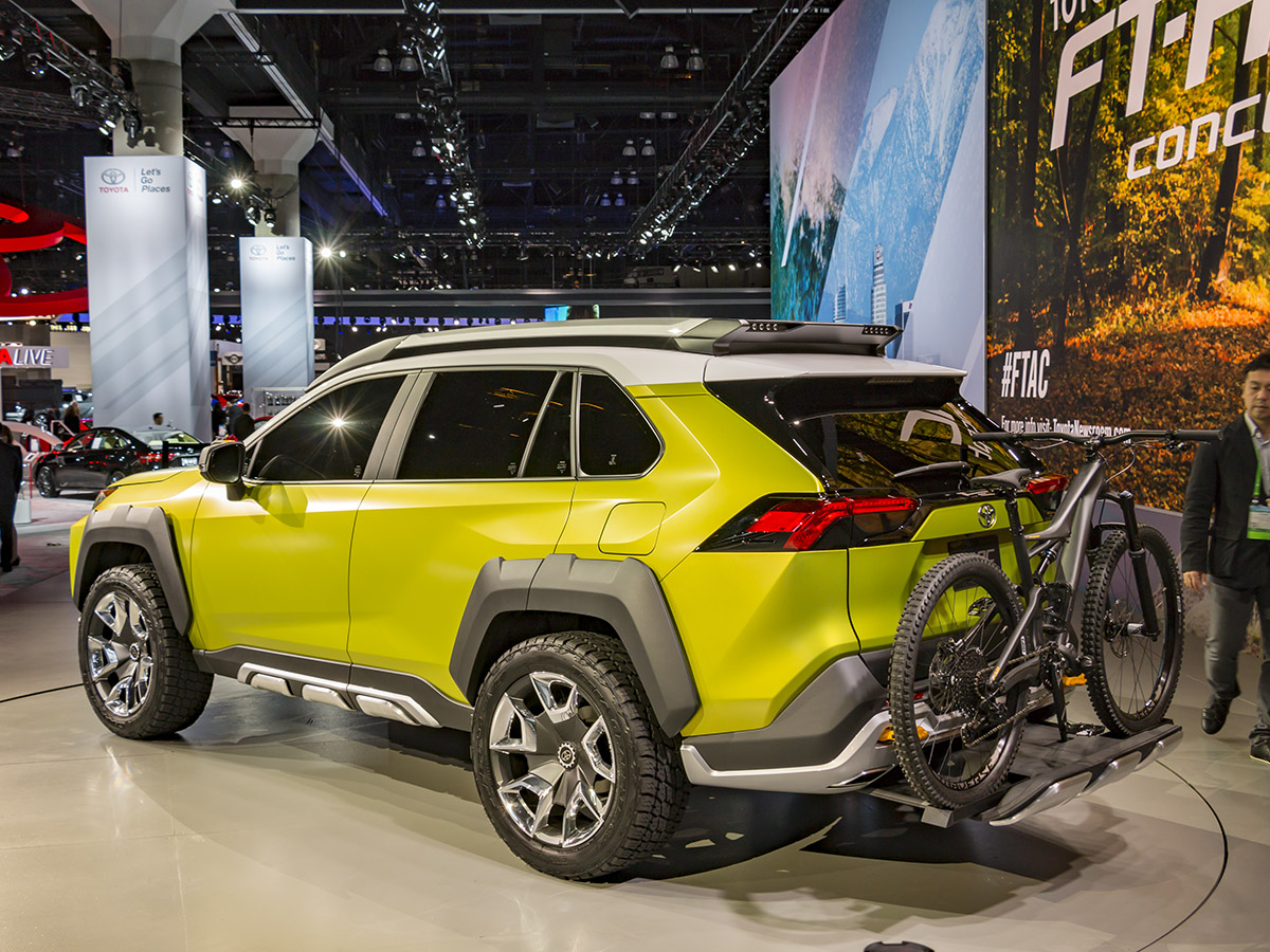 02 Toyota FT AC Concept LAAS KBB