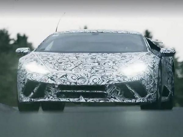 02 Lamborghini Huracan Performante Teaser