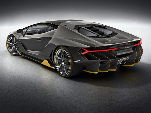 03 2016 Lamborghini Centenario