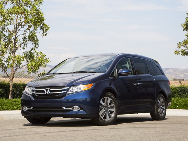 03 2016 Honda Odyssey FC 640