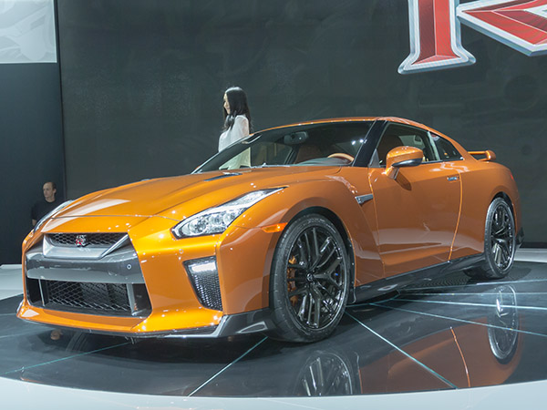 03 2017 Nissan GT R