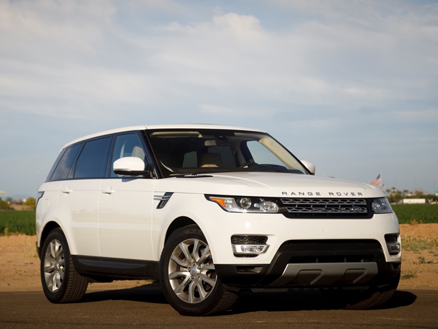 03 2017 Range Rover Sport Comparo