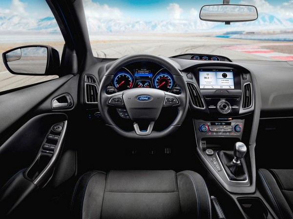 03 2018 Ford Focus Rs Limited Edition