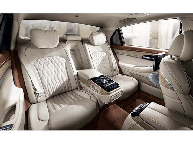 03 2020 Genesis G90 Oem