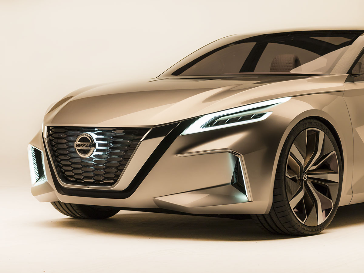 03 Nissan V Motion 2 Sedan Concept Exterior KBB