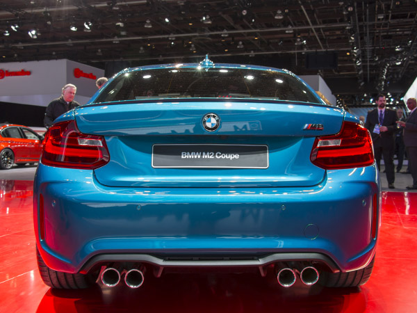 04 2017 BMW M2