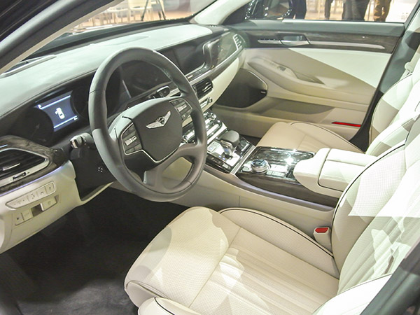 04 2017 Genesis G90