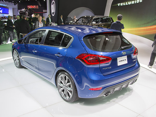 04 2017 Kia Forte5