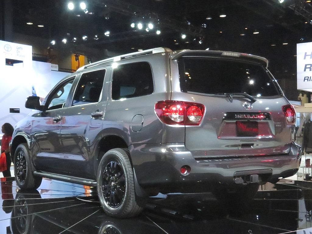 04 2017 Toyota Sequoia Trd Sport