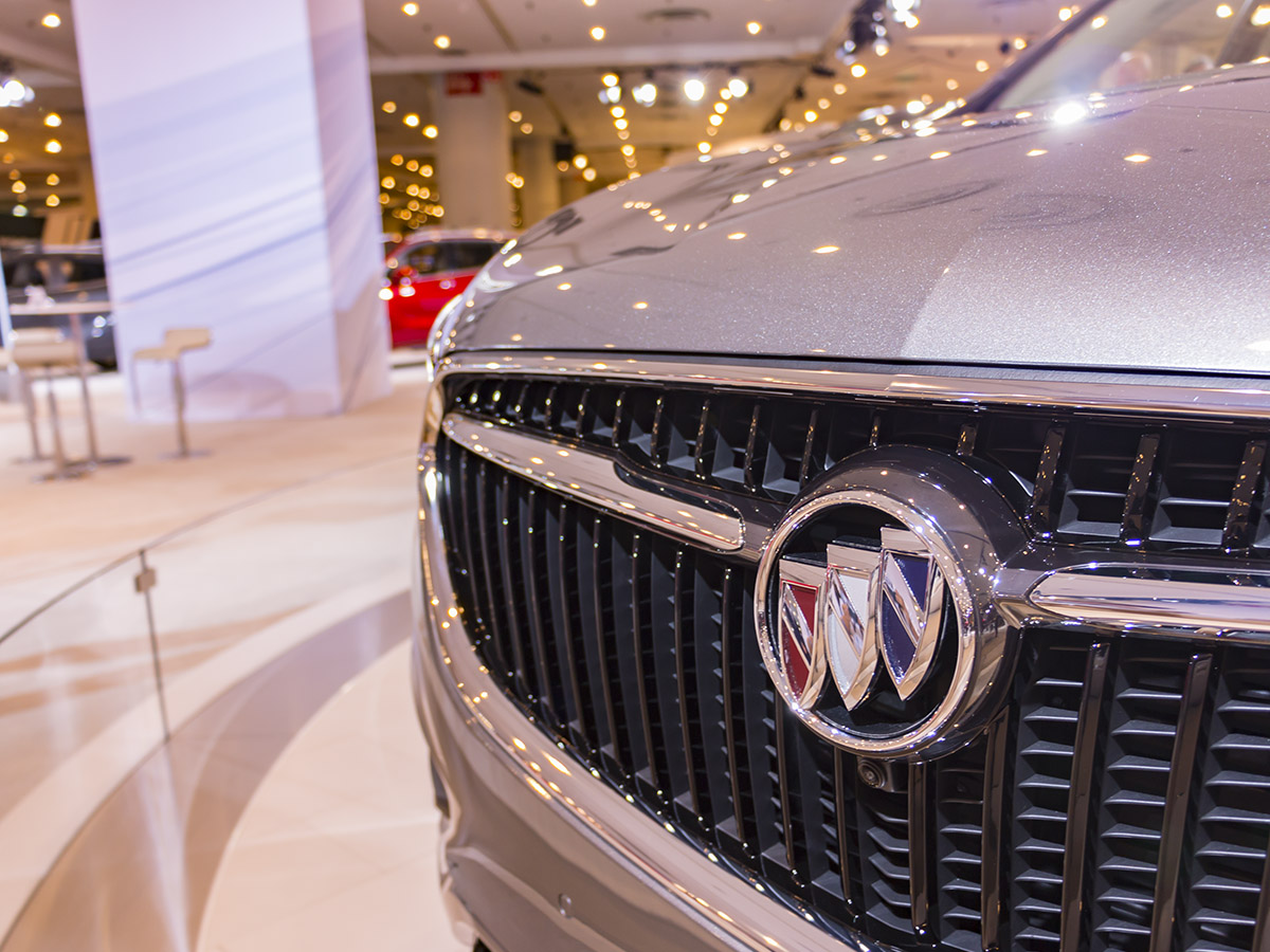 04 2018 Buick Enclave NYIAS KBB