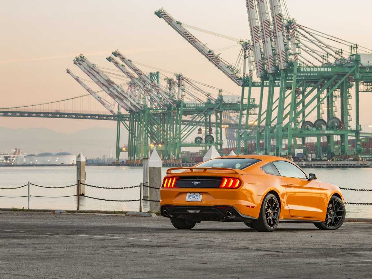 04 2018 Ford Mustang EcoBoost Exterior KBB