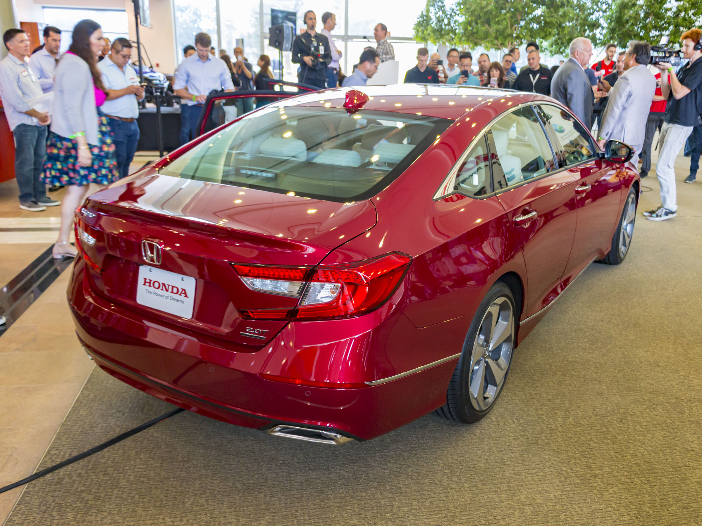 04 2018 Honda Accord Unveil Torrance Exterior KBB