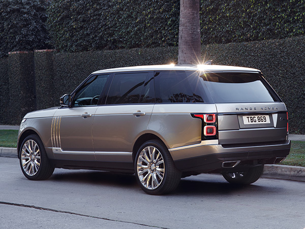 04 2018 Land Rover Range Rover SV Autobiography