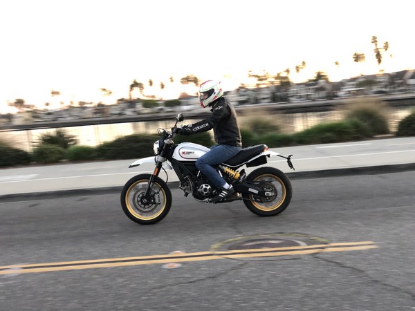 04 2018 Ducati Scrambler Desert Sled
