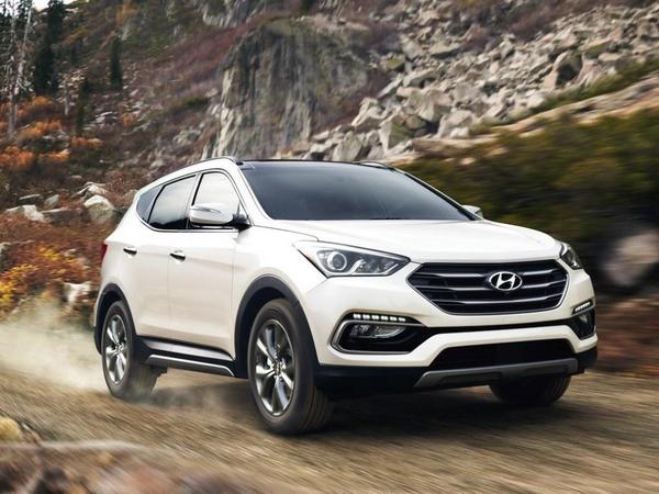2018 Hyundai Sante Fe Sport: $1,500 rebate