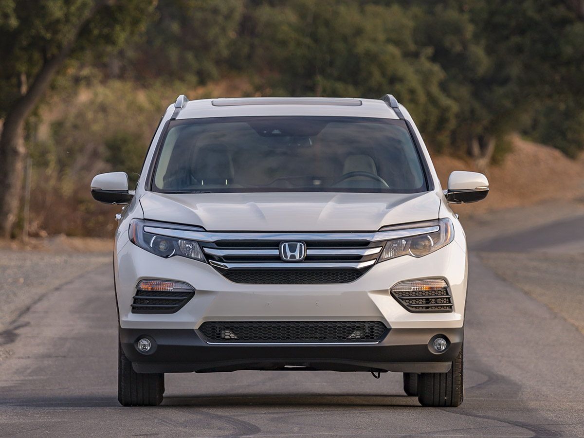05 2017 Honda Pilot Exterior KBB