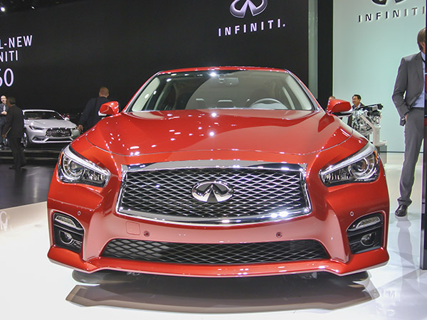 05 2017 Infiniti Q50