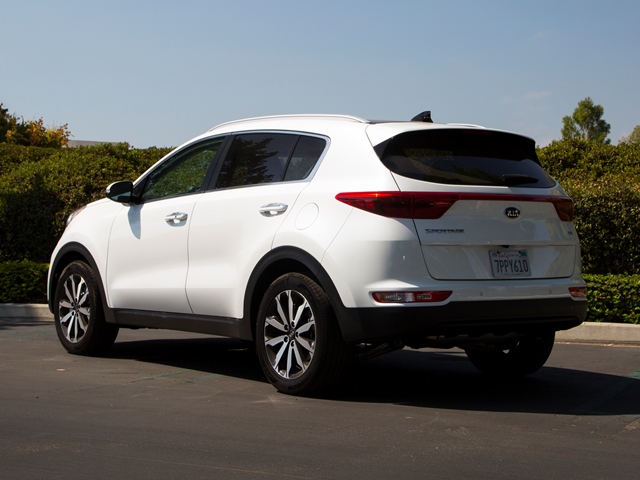 05 2017 Kia Sportage Best Buy