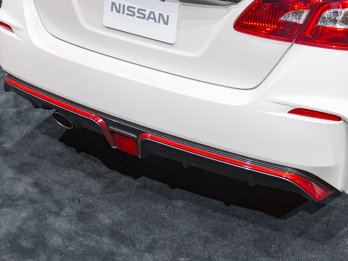 05 2017 Nissan Sentra Nismo La