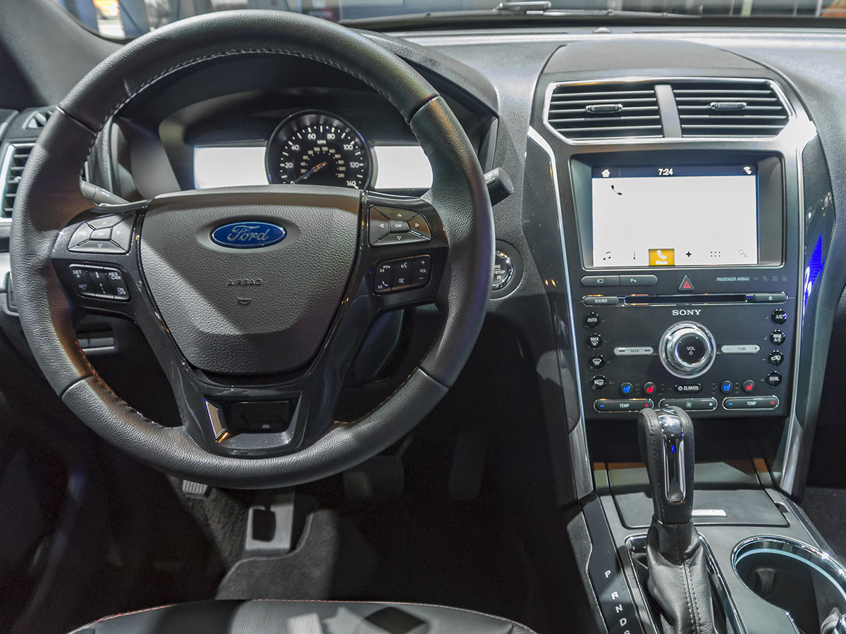 05 2018 Ford Explorer NYIAS KBB
