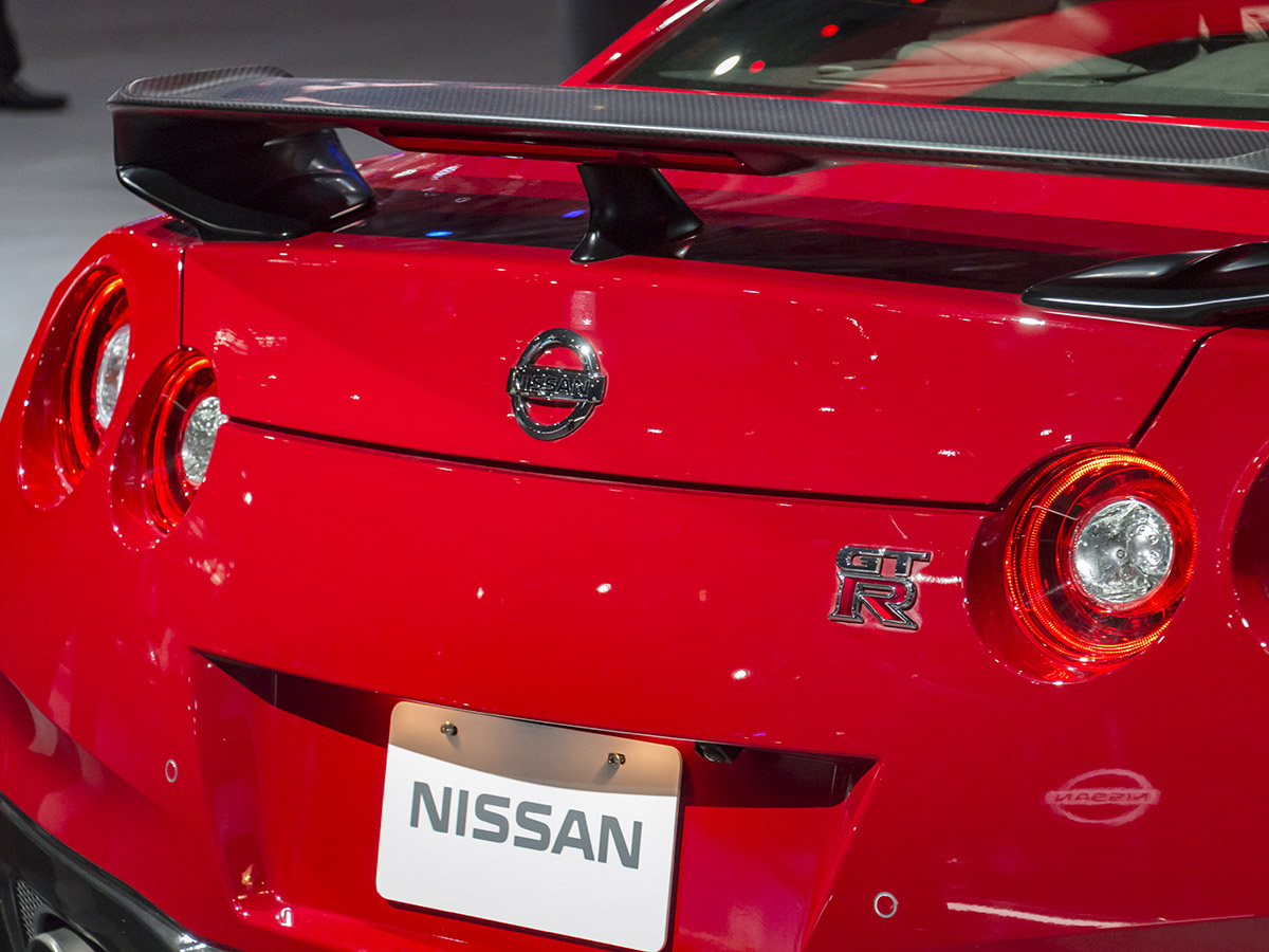 05 2018 NMissan GT R Track Edition NYIAS KBB