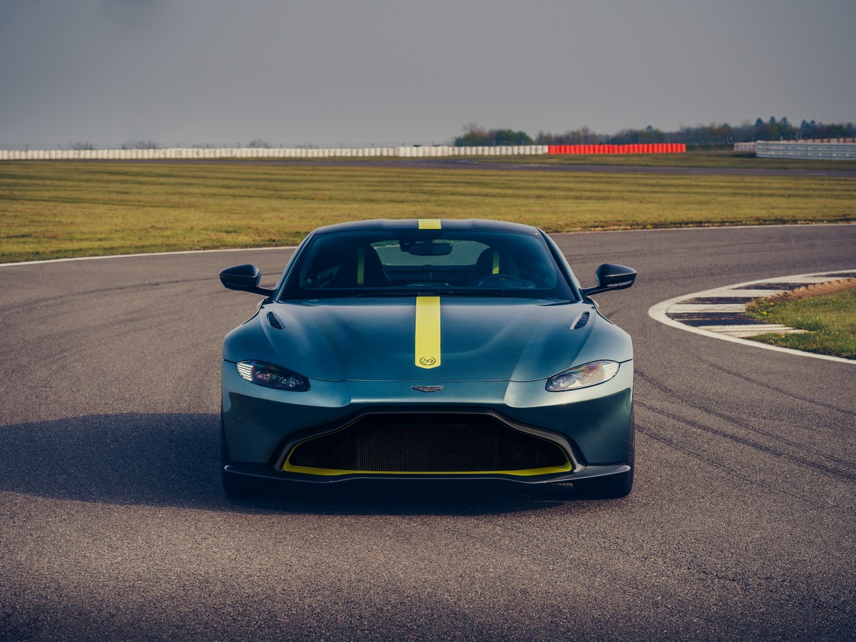 05 2019 Aston Martin Vantage Amr
