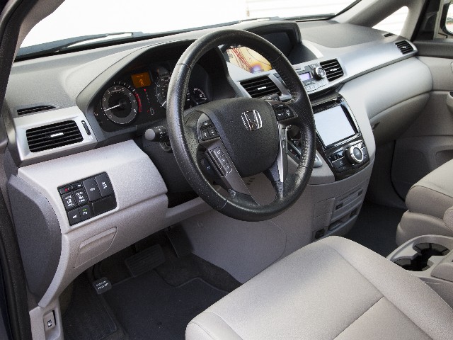 06 2016 Honda Odyssey FC 640