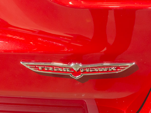 06 2017 Jeep Grand Cherokee Trailhawk