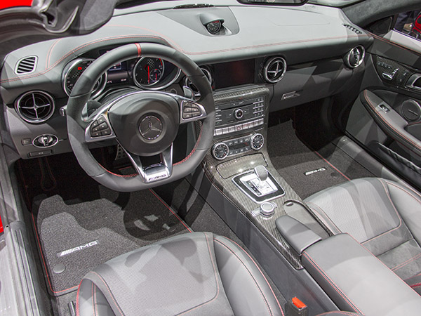06 2017 Mercedes Benz SLC