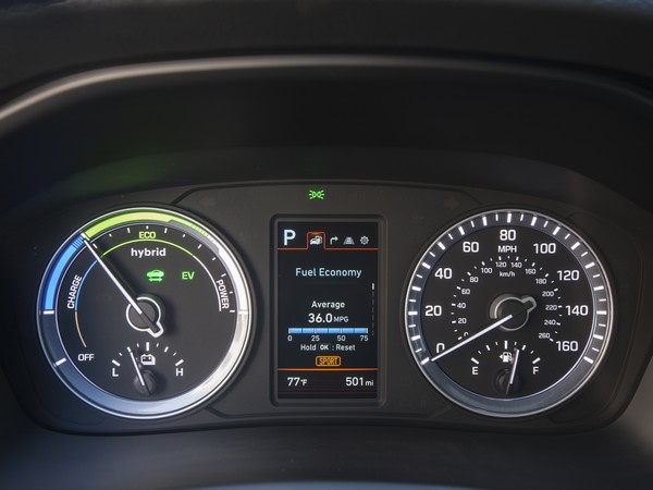06 2018 Hyundai Sonata Hybrid Oem