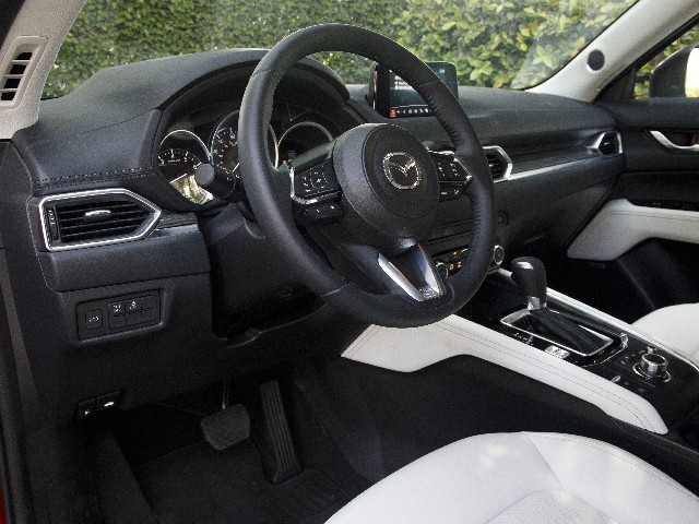 07 2017 Mazda Cx 5 Comparo