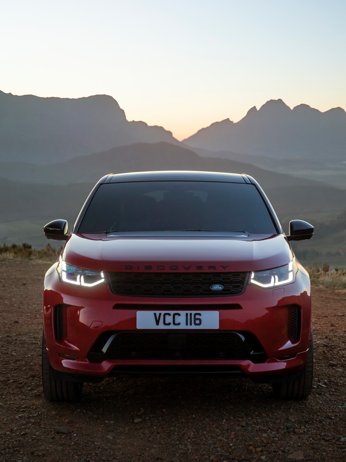 07 2020 Land Rover Discovery Sport Red